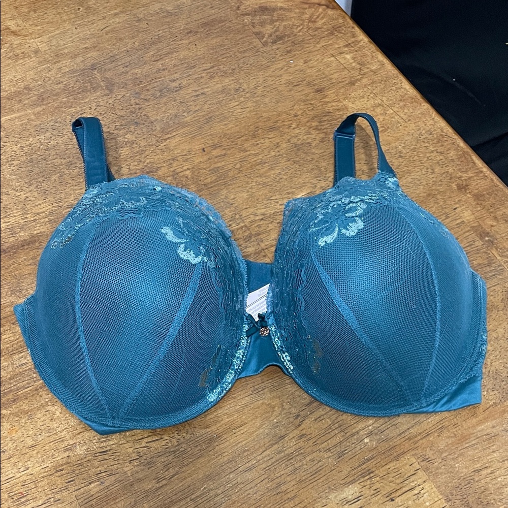 Victoria's Secret Teal Lace Bra